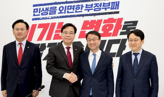 상견례하는 여야 원내지도부