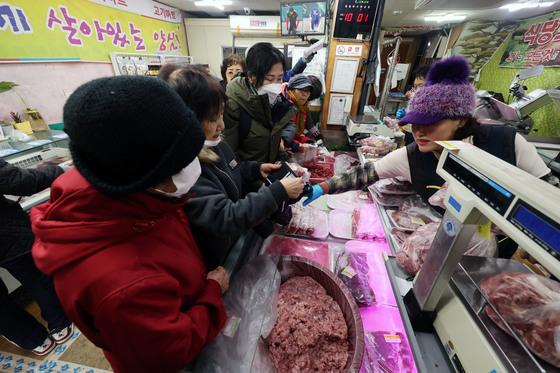 중동전쟁에 '계엄사태급' 소비심리 추락…집값 하락 우세