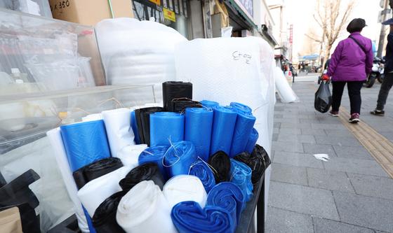 나프타 가격 급등…'비닐 대란' 우려