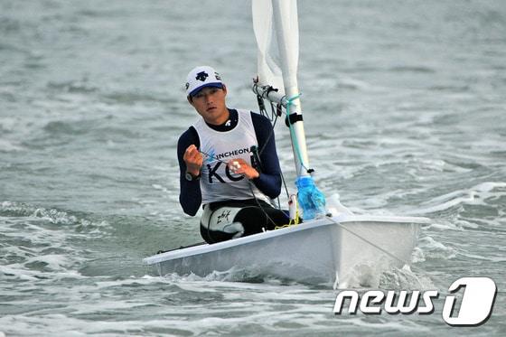 한국 요트의 하지민/뉴스1  DBⓒ News1 민경석 기자