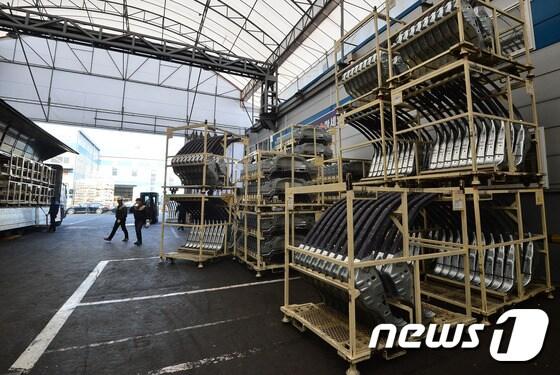 경기 안산시 시화공업단지 단지 내 한 공장. 2015.2.5/뉴스1 ⓒ News1 송은석 기자