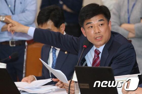 질의하는 김병욱 더불어민주당 의원. &#40;뉴스1DB&#41; ⓒ News1