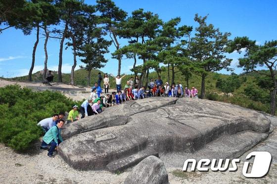 전남 화순군에 위치한 운주사의 와불 모습.&#40;화순군 제공&#41; 2017.2.23/뉴스1 ⓒ News1