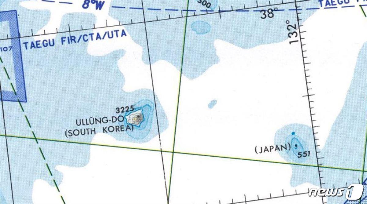 독도를 JAPAN 이라고 쓴 미국 정부의 1997년 항공도. 미국 국립 공문서관 소장. 551은 독도의 해발 고도&#40;단위는 피트&#41;를 가리킨다. &#40;일본 산케이신문&#41; ⓒ 뉴스1