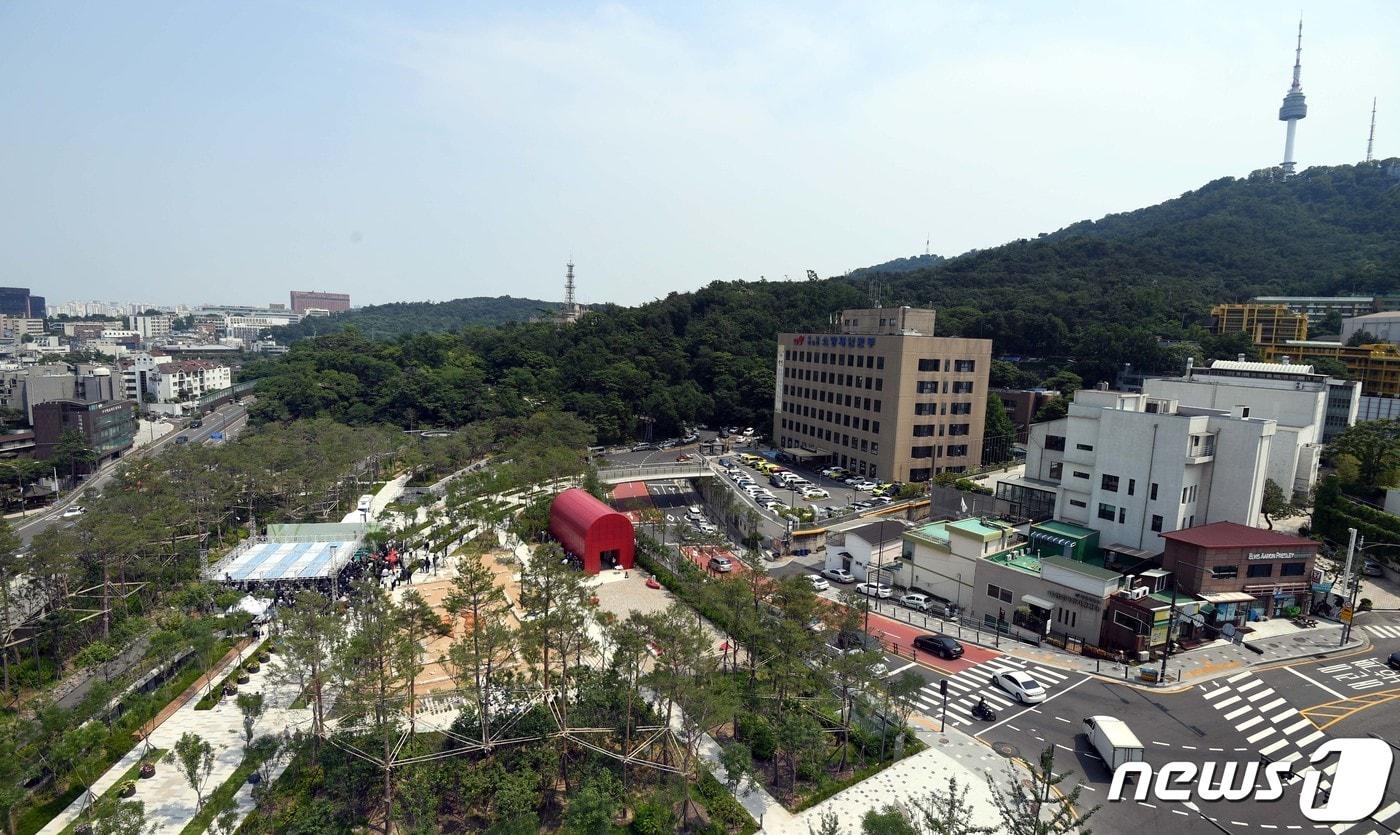 남산 예장자락에 위치한 남산예장공원과 우당 이회영 기념관. 2021.6.9/뉴스1 ⓒ News1 이동해 기자