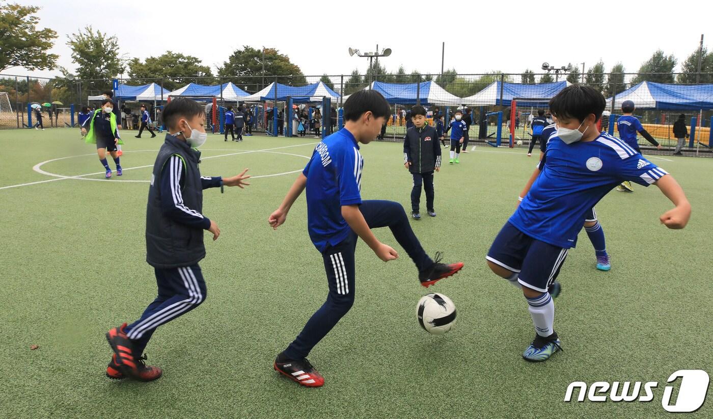 어린이 축구 자료사진. 사진은 이해를 돕기 위한 것으로 기사내용과 직접 관련 없음. ⓒ News1