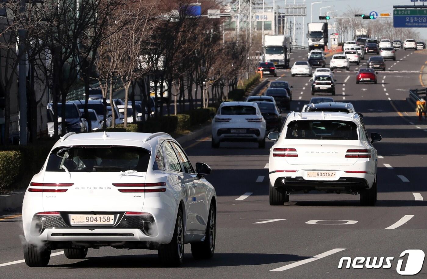 전남도내 일선 시군에 등록된  각종 차량의 2000대 이상이 사망자 명의로 등록된 채 운행되거나 소재불명인 것으로 행정안전부 정부합동감사에서 적발됐다.&#40;사진은 관련기사와 무관&#41;뉴스1DB/뉴스1