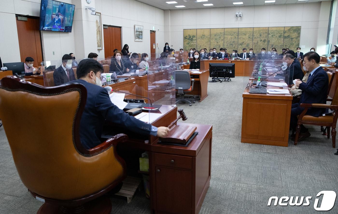 게임 확률형 아이템 정보 공개를 의무화하는 게임산업법 개정안이 30일 국회 법안소위에 오른다.  2022.12.9/뉴스1 ⓒ News1 이재명 기자