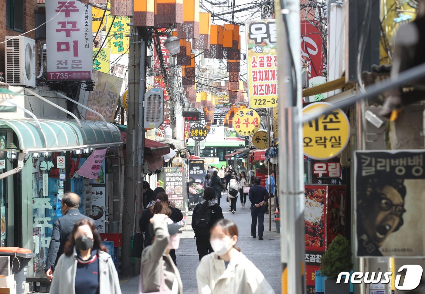 서울 종로구 한 음식문화 거리 모습./뉴스1 ⓒ News1 송원영 기자