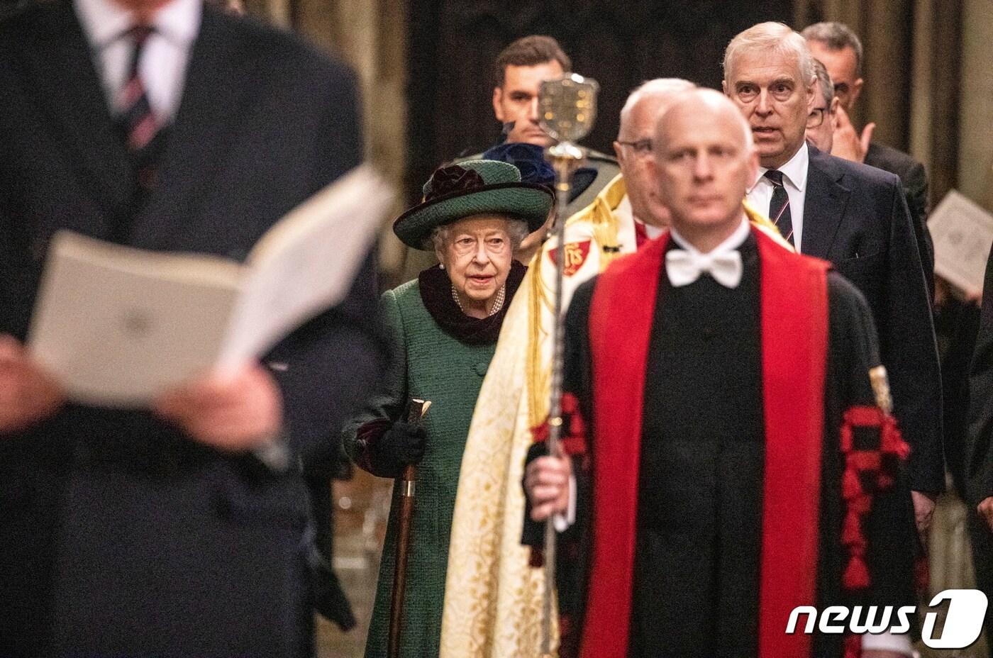 엘리자베스 2세 영국 여왕이 남편 필립 공의 추도 예배에 참석하고 있다. 2022.03.29 ⓒ 로이터=뉴스1 ⓒ News1 정윤미 기자