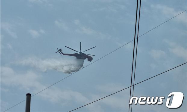 산불진화헬기 자료사진.