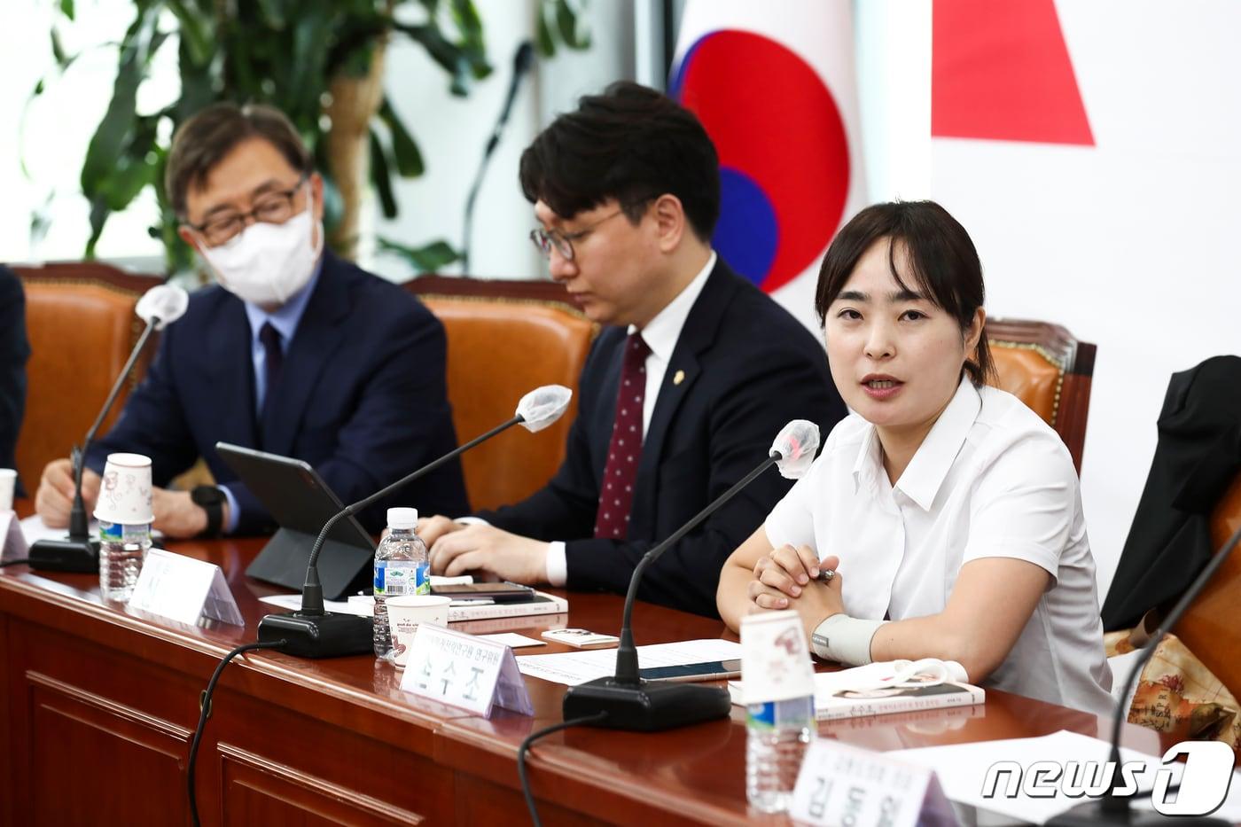 손수조 차세대미래전략연구원 연구위원이 지난718일 오후 서울 여의도 국회에서 열린 국민의힘 혁신위원회 의견 수렴 경청회에서 발언을 하고 있다. &#40;공동취재&#41; 2022.7.18/뉴스1 ⓒ News1 이재명 기자