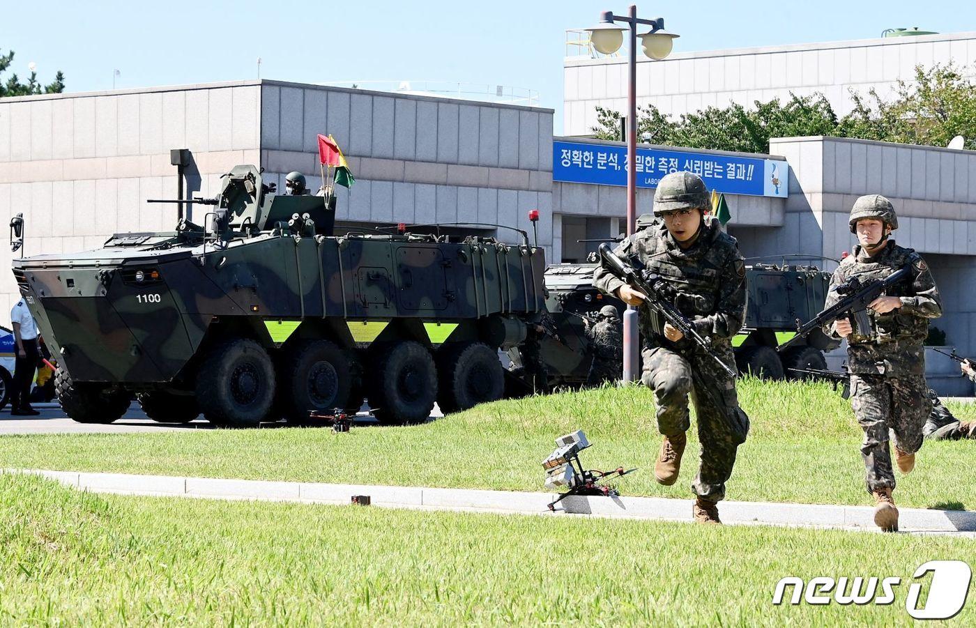 23일 한국가스공사 인천기지본부에서 실시된 &#39;국가중요시설 복합테러 대응 종합훈련&#39; 모습.&#40;인천시 제공&#41; ⓒ News1 강남주 기자