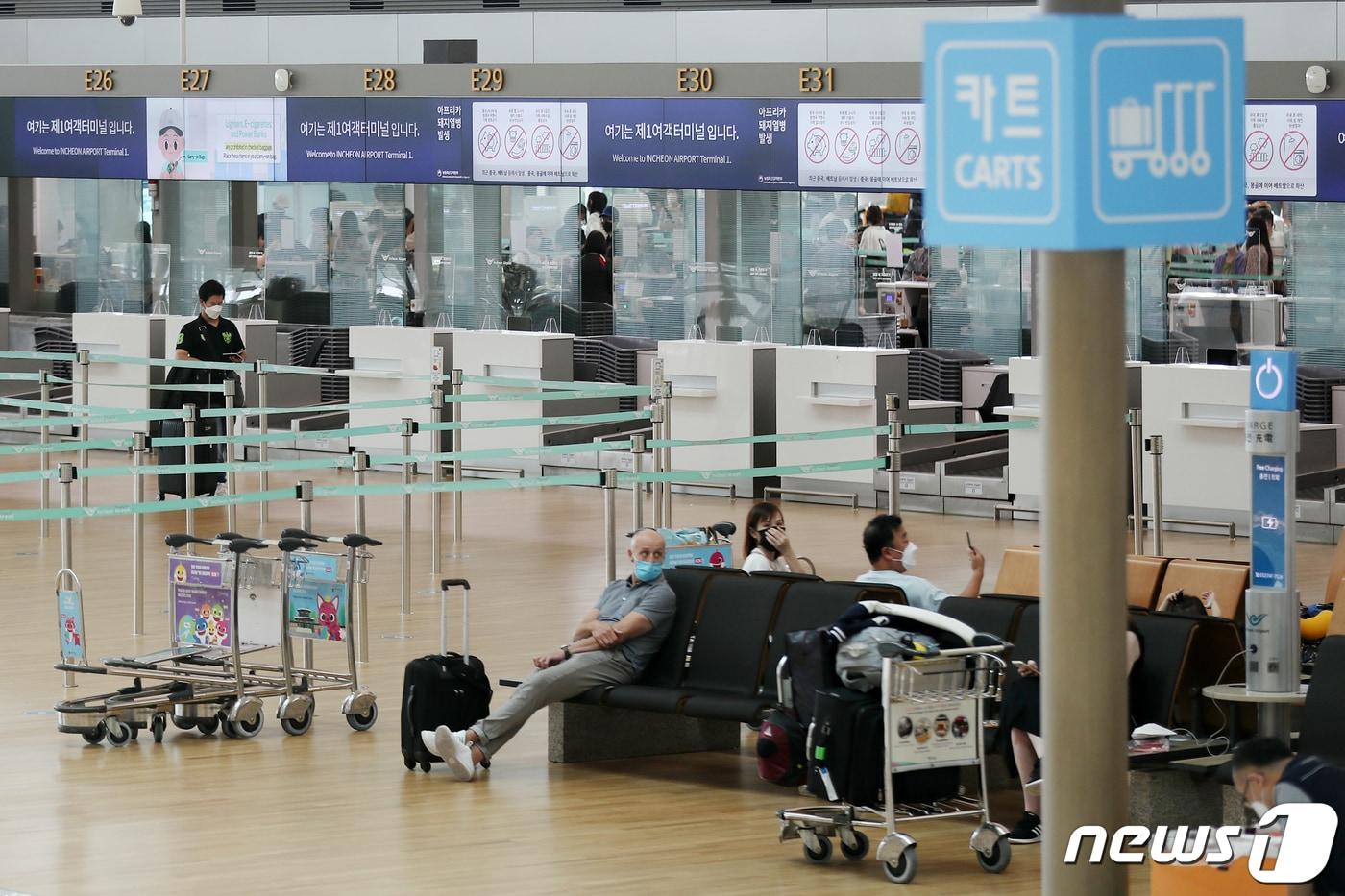 과거 한산했던 인천국제공항 제1여객터미널 출국장 모습. &#40;자료사진&#41;2022.8.5/뉴스1 ⓒ News1 민경석 기자