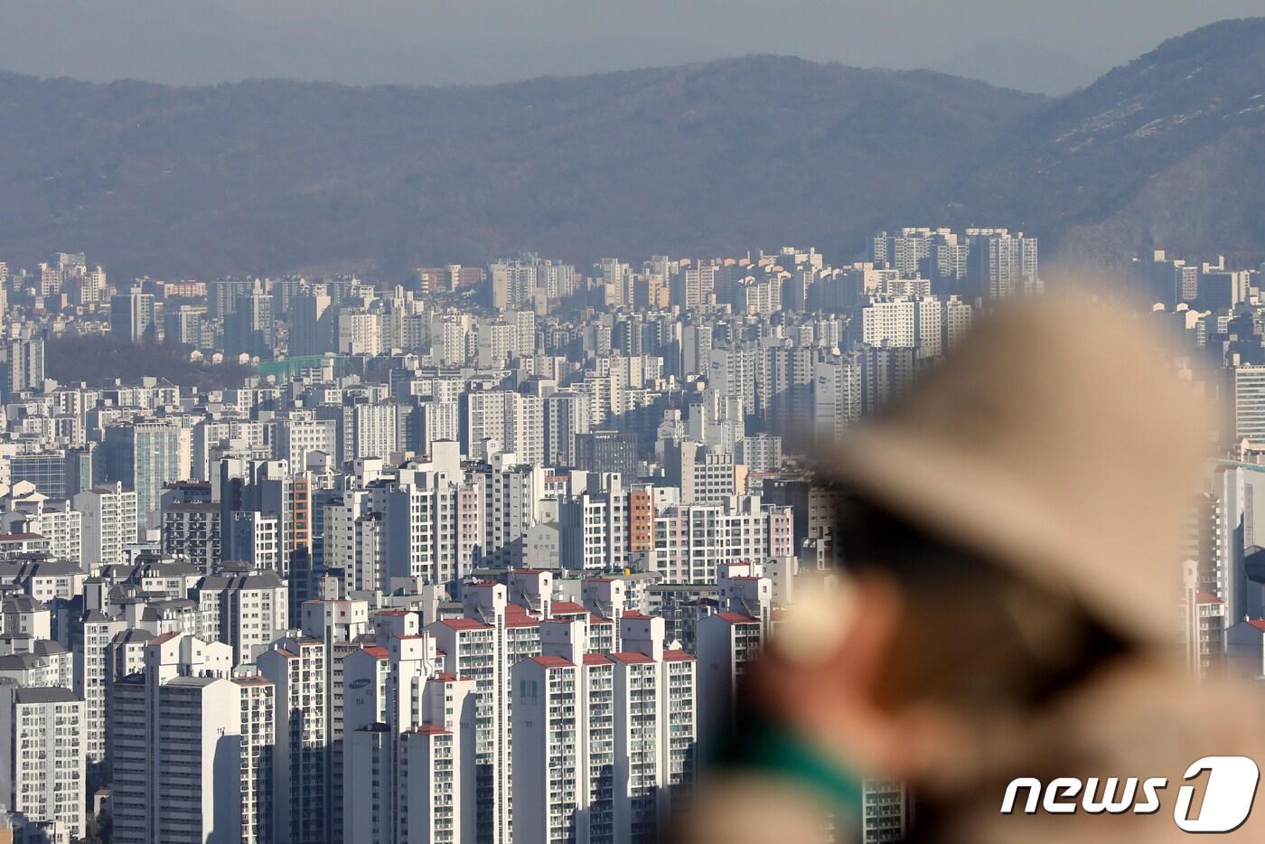 도심의 아파트 단지 모습. &#40;자료사진&#41; 2023.1.3/뉴스1 ⓒ News1 이승배 기자