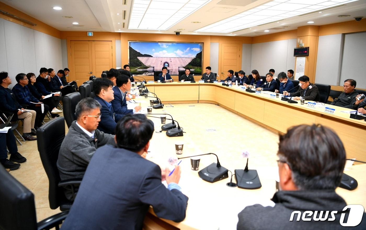 강원 화천군, 2024 화천산천어축제 기본계획 보고회.&#40;화천군 제공&#41;