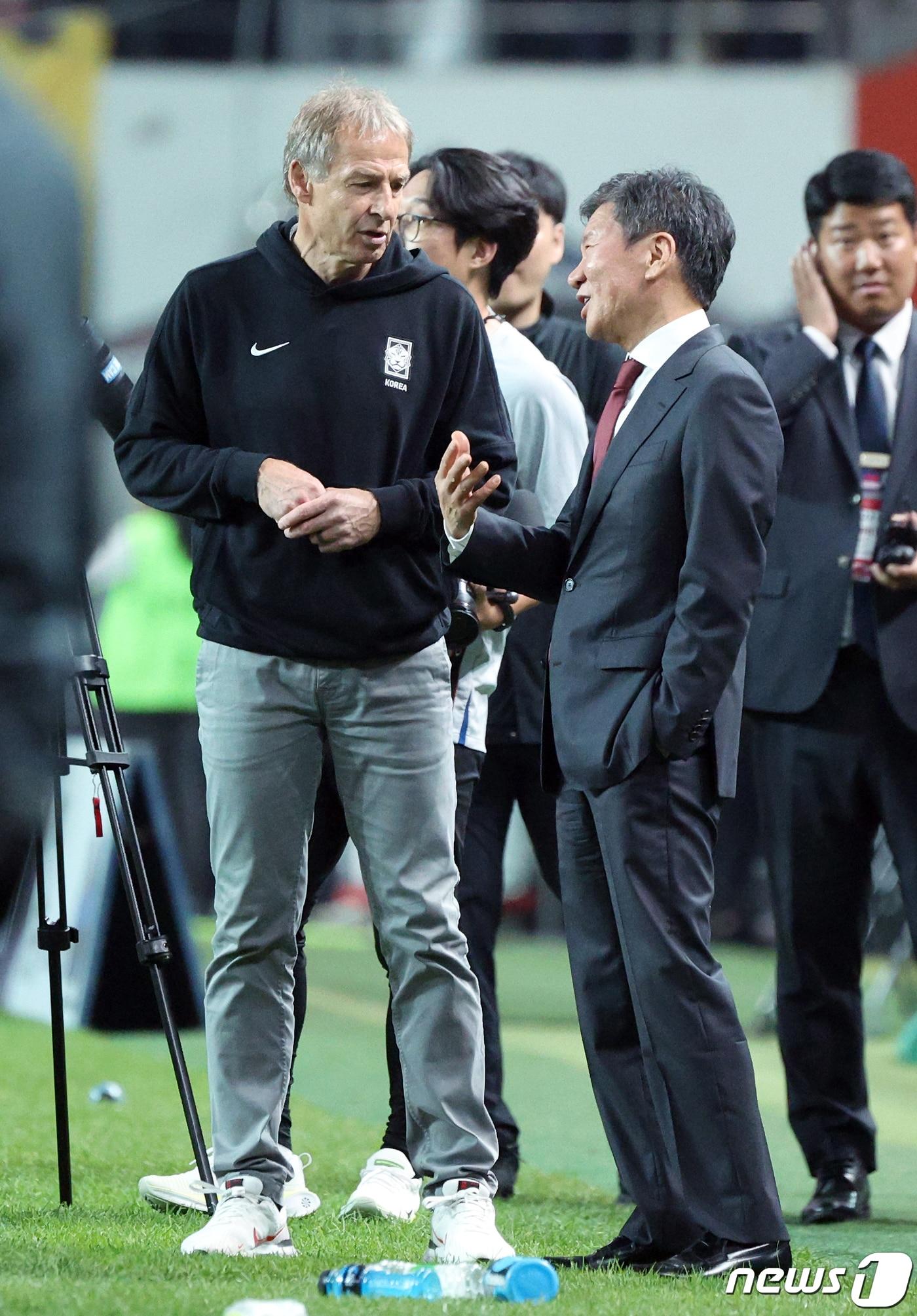 위르겐 클린스만 감독과 정몽규 대한축구협회장. /뉴스1 ⓒ News1 박정호 기자