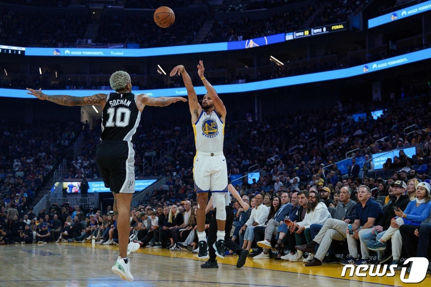 새 시즌을 맞이한 NBA 선수들 중 비미국인의 수가 집계됐다. ⓒ AFP=뉴스1