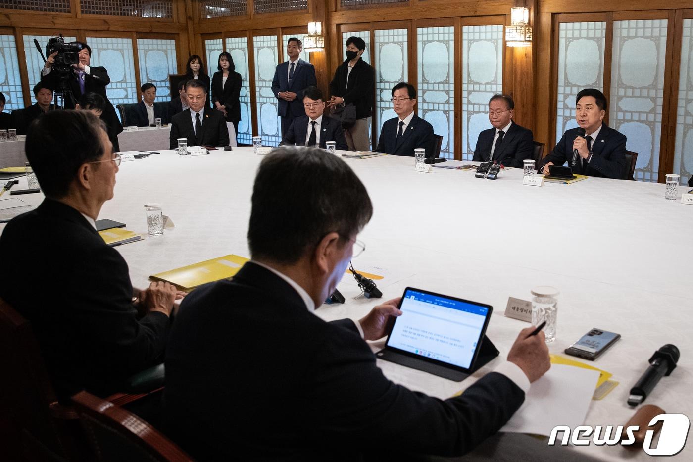 김기현 국민의힘 대표가 29일 서울 종로구 총리공관에서 열린 고위당정협의회에서 모두 발언을 하고 있다. 2023.10.29/뉴스1 ⓒ News1 유승관 기자