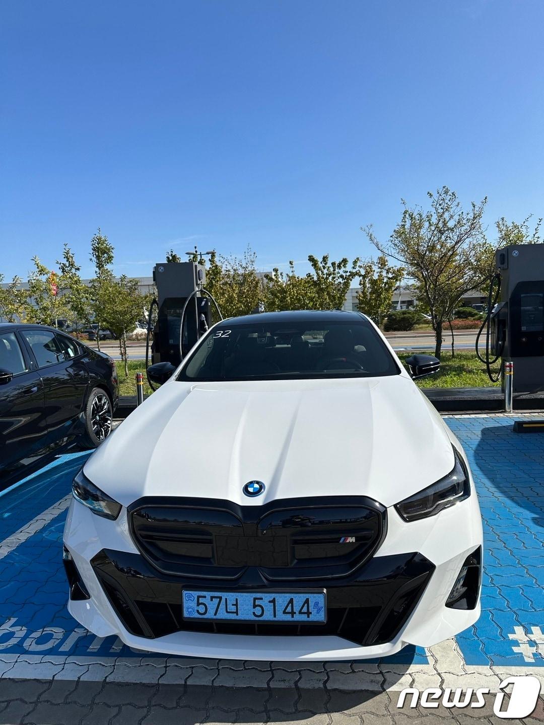 BMW의 뉴 i5 M60 xDrive.ⓒ 뉴스1 이동희 기자 