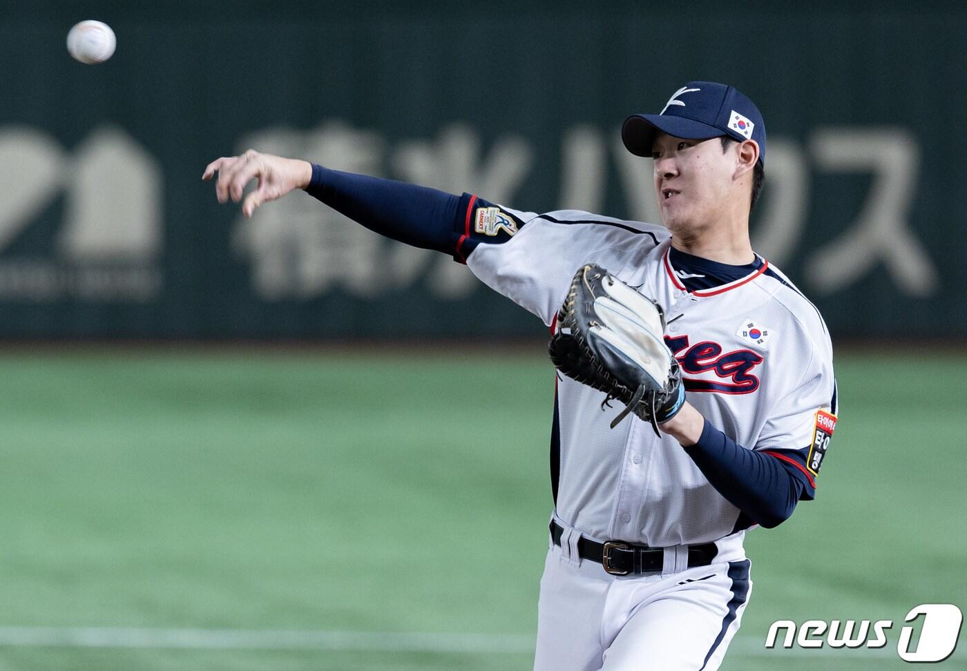 대한민국 야구대표팀 나승엽이 18일 서울 고척스카이돔에서 열리는 LA 다저스와 메이저리그 서울시리즈 스페셜 매치에 5번 타자 1루수로 선발 출전한다. 뉴스1 DB ⓒ News1 이재명 기자