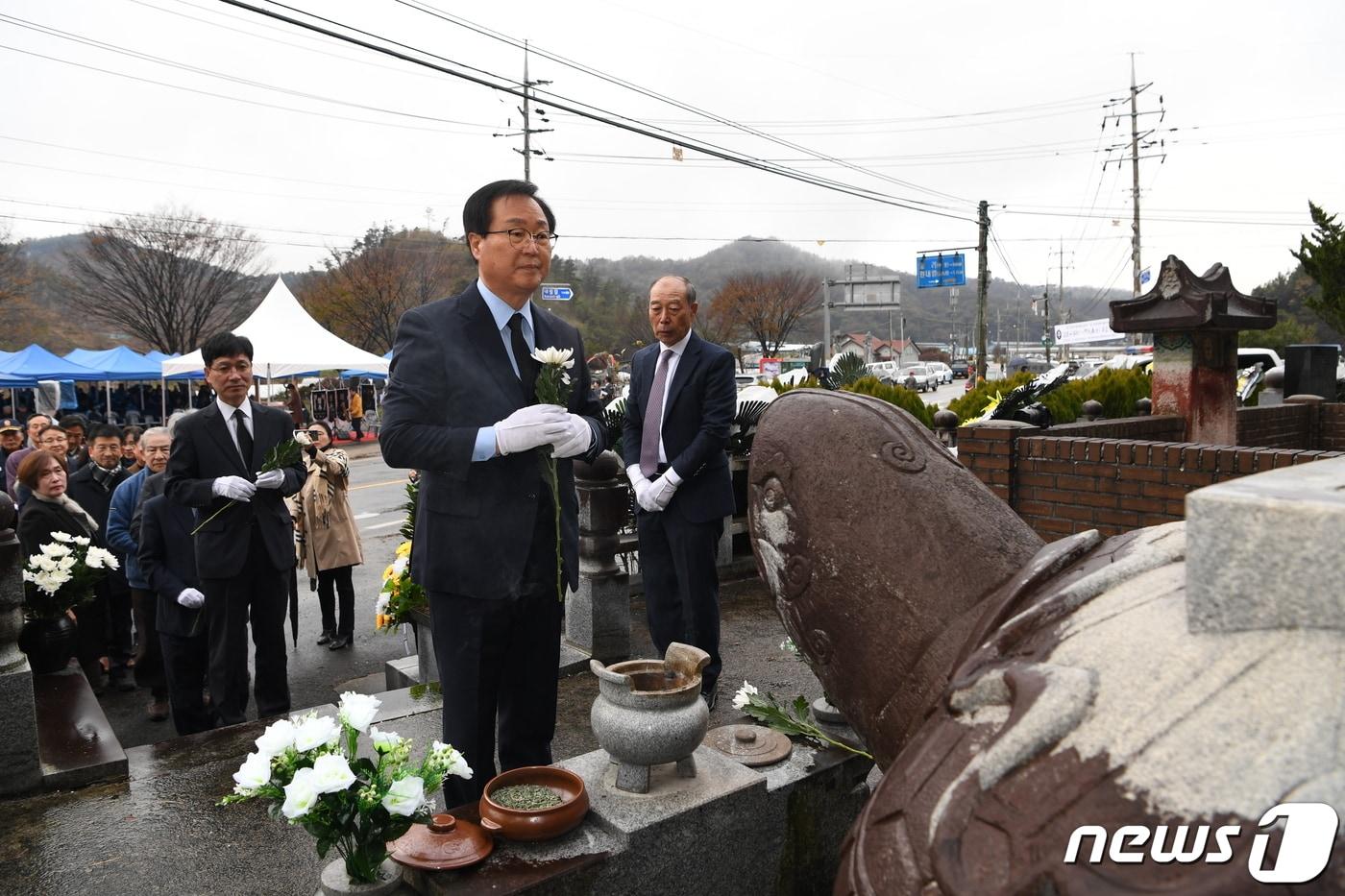 전북 완주군은 &#39;제12회 일문구의사&#40;一門九義士&#41; 추모식&#39; 을 가졌다고 18일 밝혔다.&#40;완주군 제공&#41;2023.11.18/뉴스1