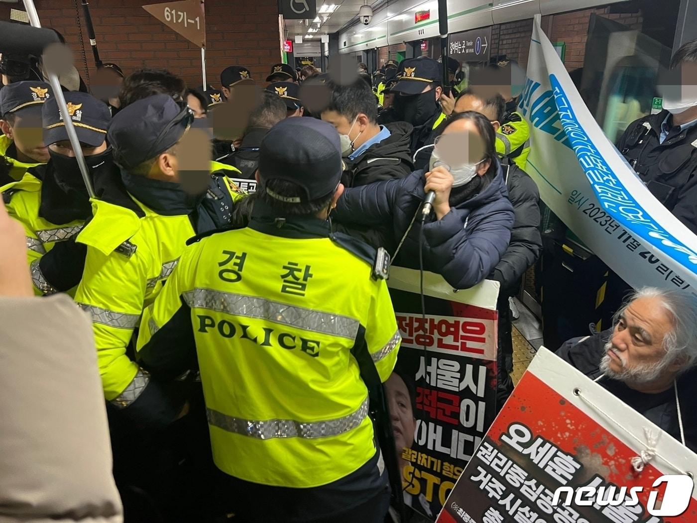 20일 오전 2호선 시청역 승강장 ⓒ 뉴스1 임윤지 기자