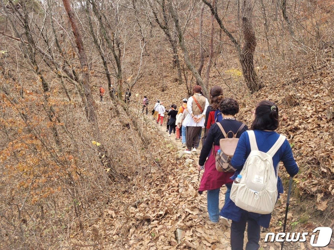 속리산걷기축제 모습. &#40;산림청 제공&#41;/뉴스1