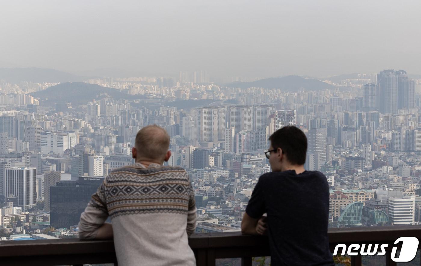 서울 남산에서 바라본 아파트 단지들. 2023.11.9/뉴스1 ⓒ News1 이재명 기자