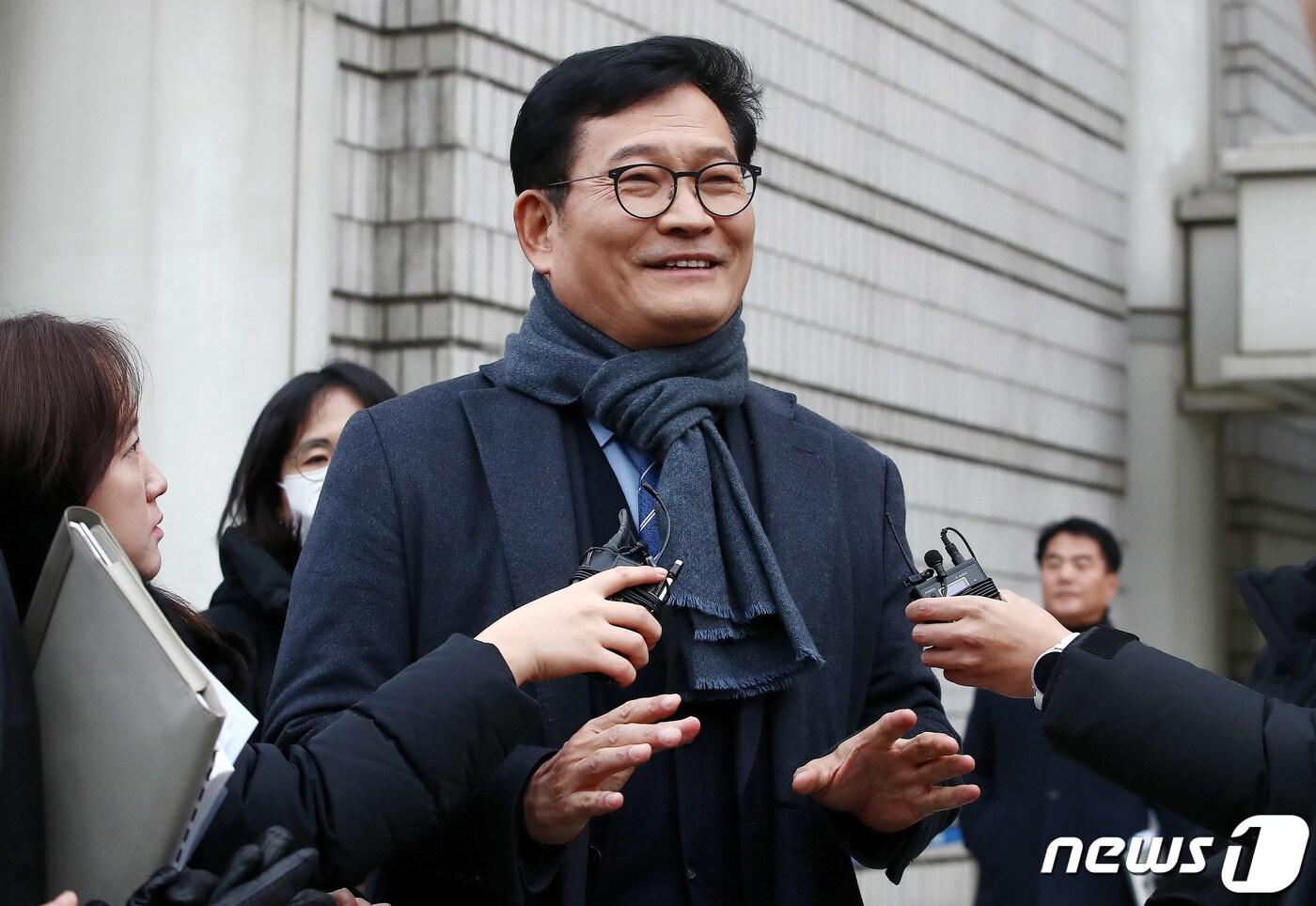 &#39;더불어민주당 전당대회 돈봉투 살포&#39;에 관여한 혐의를 받는 송영길 전 대표. 2023.12.18/뉴스1 ⓒ News1 박세연 기자