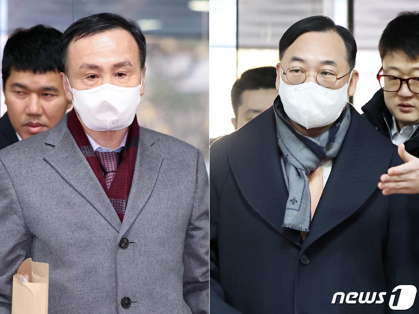 임정혁&#40;왼쪽&#41;·곽정기 변호사가 지난해 12월22일 서울 서초구 서울중앙지법에서 열린 영장실질심사에 출석하고 있다. 2023.12.22/뉴스1 ⓒ News1 민경석 기자