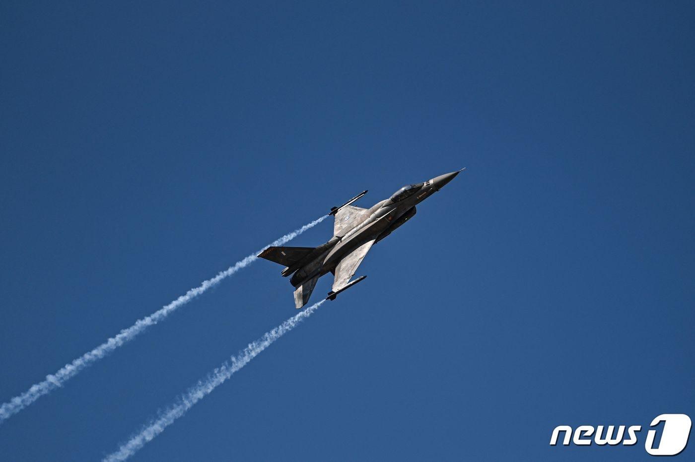 F-16 &lt;자료사진&gt; ⓒ AFP=뉴스1 ⓒ News1 이종덕 기자