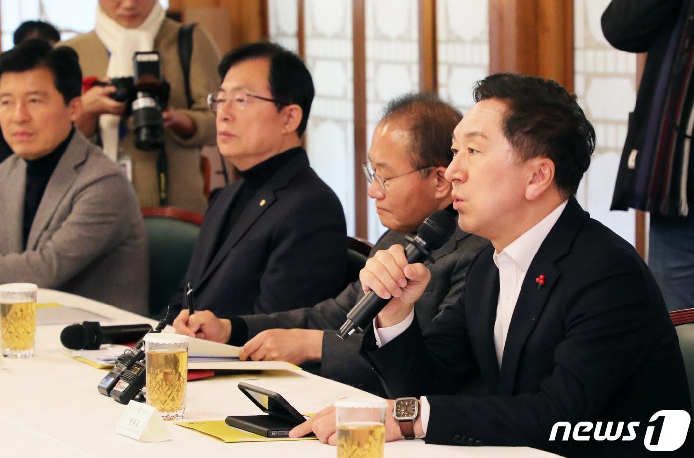 김기현 국민의힘 대표가 3일 서울 종로구 국무총리 서울공관에서 열린 고위당정협의회에서 모두 발언을 하고 있다. &#40;공동취재&#41; 2023.12.3/뉴스1 ⓒ News1 유승관 기자