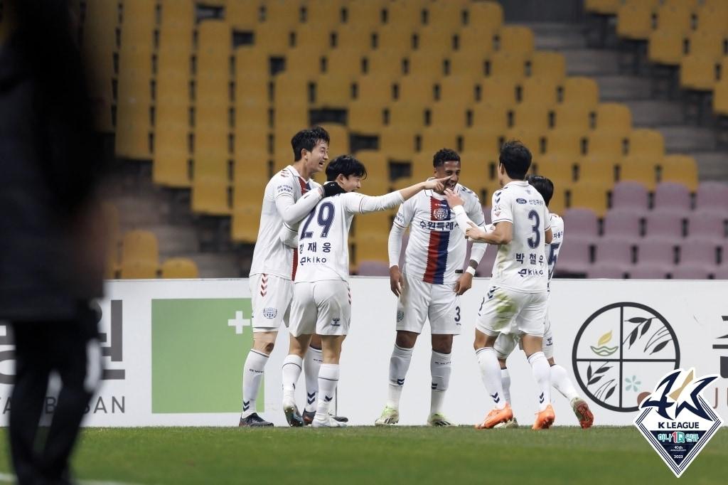 벼랑 끝에 몰린 수원FC&#40; 한국프로축구연맹 제공&#41;