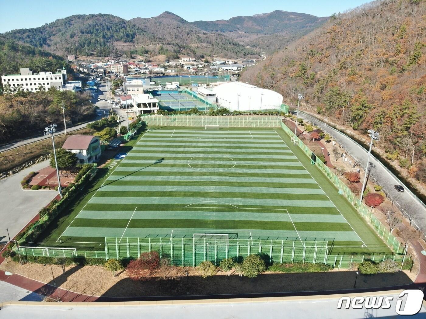 제62회 전남체전이 5월 전남 완도군에서 열릴 예정인 가운데 축구가 진행될 완도축구전용구장 &#40;완도군 제공&#41;/뉴스1 