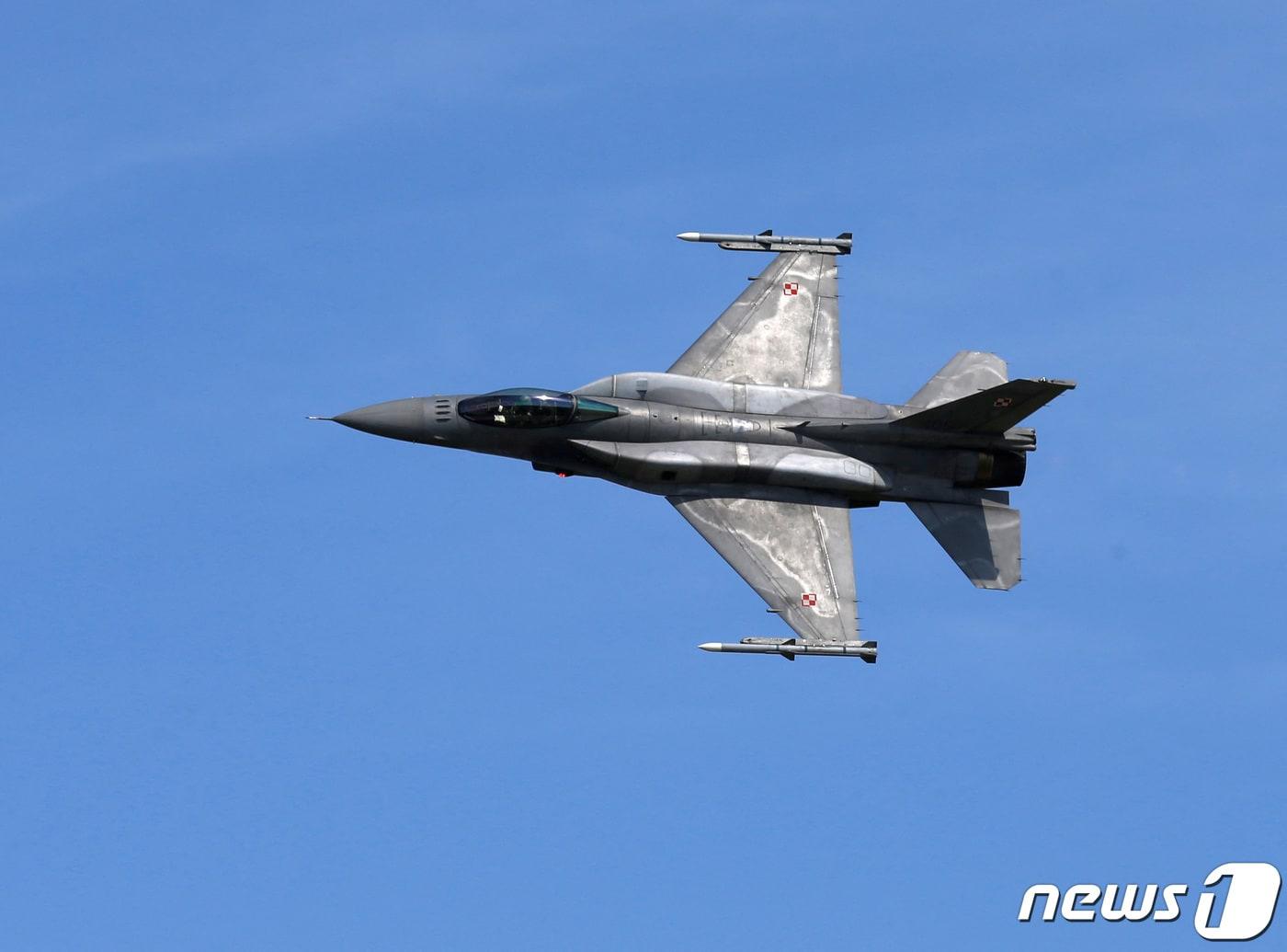 F-16 ⓒ 로이터=뉴스1 ⓒ News1 정윤경 기자