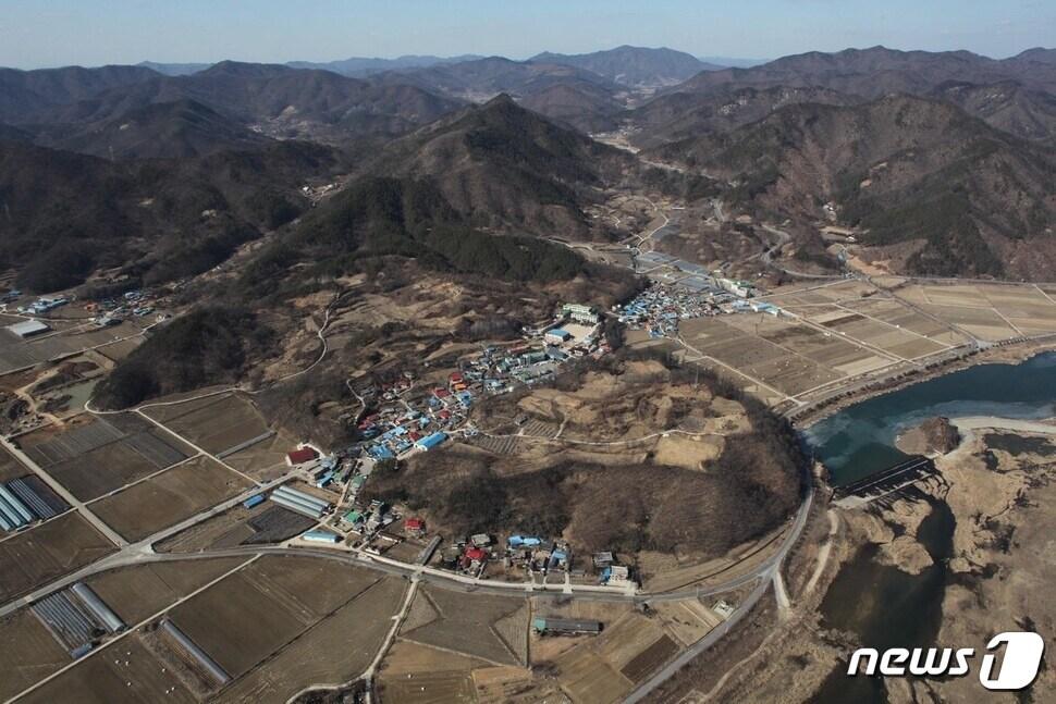 충북 옥천군 청성면 &#39;이성&#40;已城&#41;산성&#39; 드론 촬영. &#40;옥천군 제공&#41; /뉴스1 