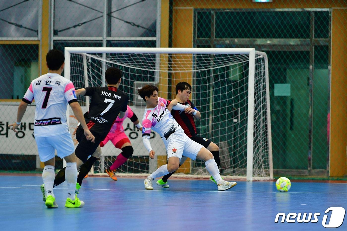 지난해 FK CUP 경기 모습. &#40;태안군 제공&#41;/뉴스1