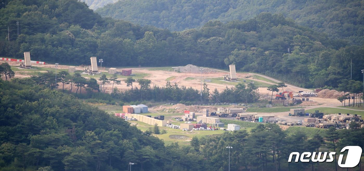 경북 성주군 주한미군 고고도미사일방어체계&#40;THAAD·사드&#41; 기지에 발사대가 기지 상공을 향해 세워져 있다. 2023.6.22/뉴스1 ⓒ News1 공정식 기자