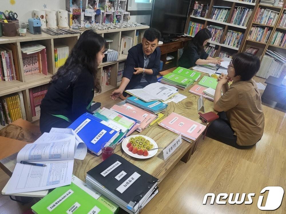 전북 장수군은 오는 9일까지 장수군 지역아동센터 7개소에 대한 현장 합동점검을 실시한다고 4일 밝혔다.&#40;장수군 제공&#41;2023.6.4/뉴스1