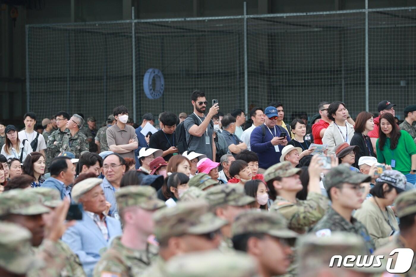 경기 양주시 광적면 가납리비행장에서 열린 드론봇 페스티벌 &#40;사진=육군 지상작전사령부&#41;