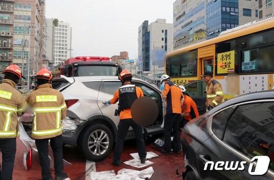 김포 고촌역 인근 교통사고 발생 현장 / 뉴스1