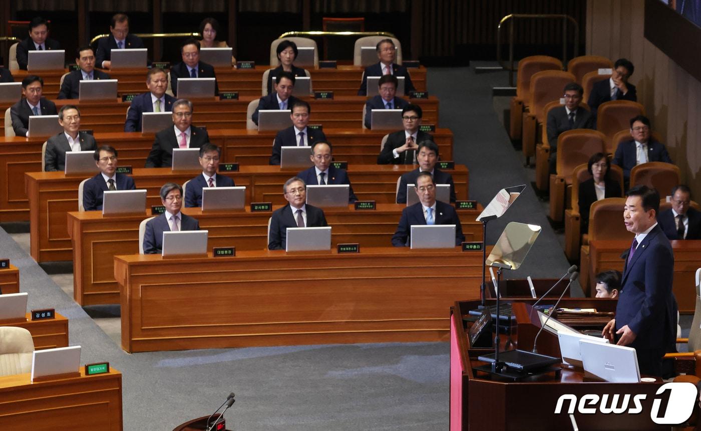 김진표 국회의장이 1일 오후 서울 여의도 국회 본회의장에서 열린 제401회 국회&#40;정기회&#41; 개회식에서 개회사를 하고 있다. 2023.9.1/뉴스1 ⓒ News1 송원영 기자