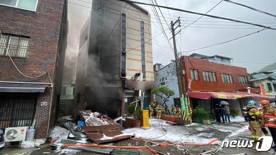 화재 현장.&#40;부산소방재난본부 제공&#41;