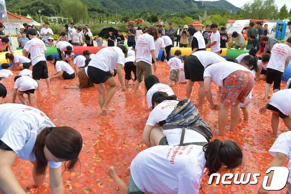 올해 17주년을 맞은 전북 장수 한우랑사과랑축제가 4일간의 일정을 마무리했다.&#40;장수군 제공&#41;2023.9.18/뉴스1