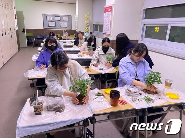 제천시는 임산부를 대상으로 심리케어 프로그램을 운영한다. 