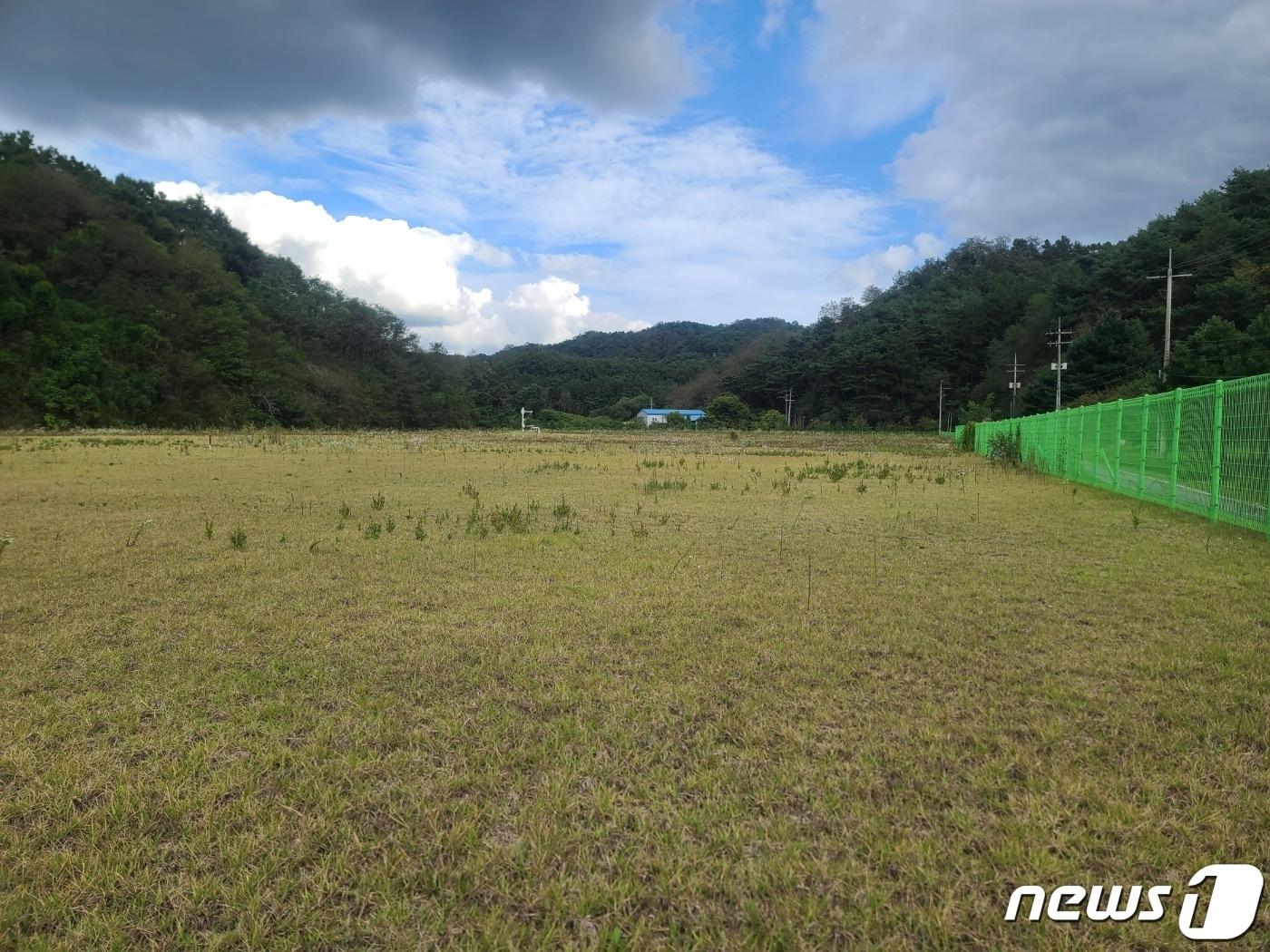 100억여원을 투입해 안정화사업을 마친 제천 왕암동폐기물매립장 부지 