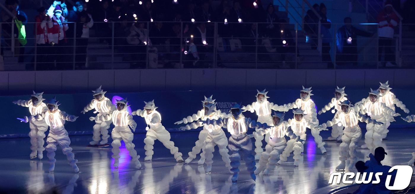 지난 19일 오후 강원도 강릉 스피드스케이팅 경기장에서 열린 2024 강원동계청소년올림픽 개회식. 2024.1.19/뉴스1 ⓒ News1 김진환 기자