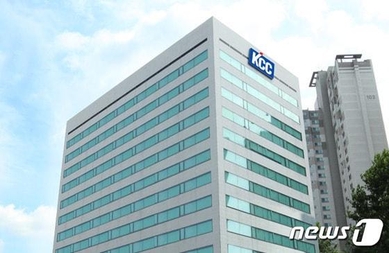 실리콘 업황부진에 KCC 수익성 '뚝'…올해 변곡점될까?