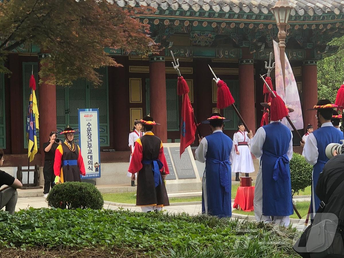 대구시는 오는 12~13일 경상감영공원 일대에서 &#39;경상감영 풍속재연 행사&#39;를 연다. 사진은 지난해 행사 모습. &#40;대구시 제공&#41;/뉴스1